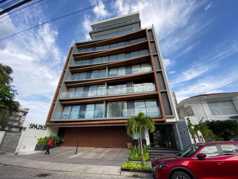 3-bedroom apartment for rent in the Spazios building