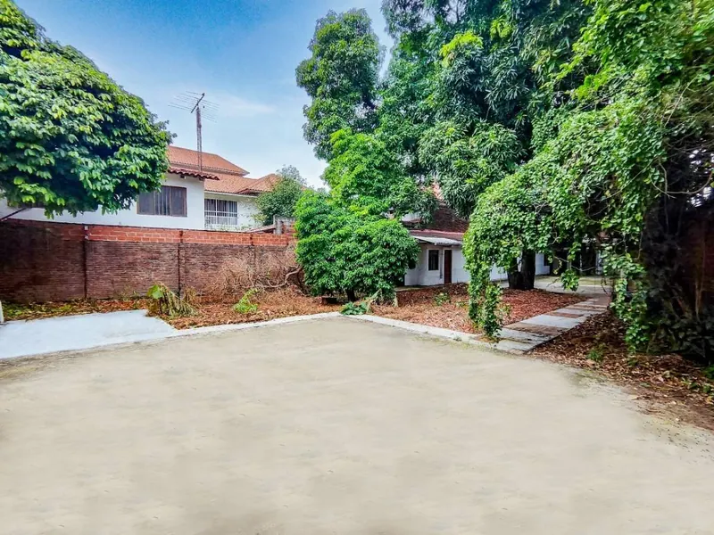 Local comercial de 893 m² en venta en el centro, calle Ballivián: foto 17 de 20