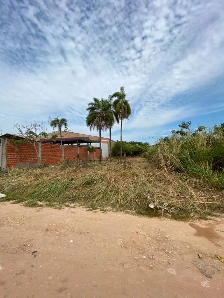 Terreno de 360 m² en venta en la Av. Beni, barrio Almería: foto 1 de 2