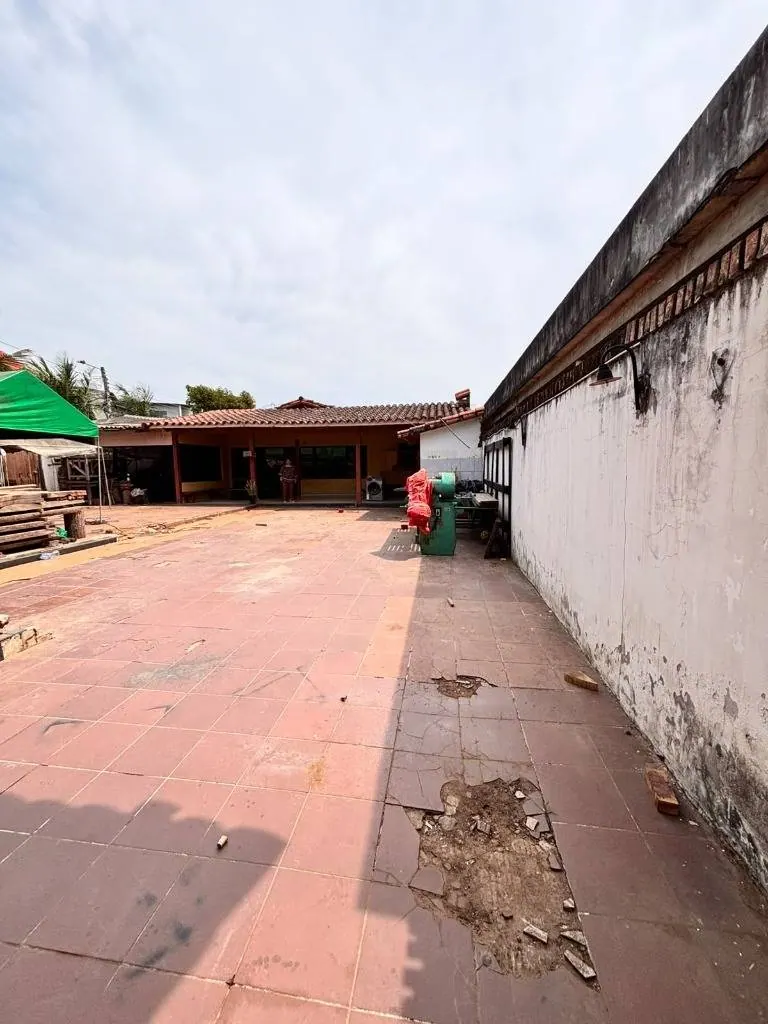 Casa de 4 dormitorios en venta en la Zona Sur, av. María Auxiliadora