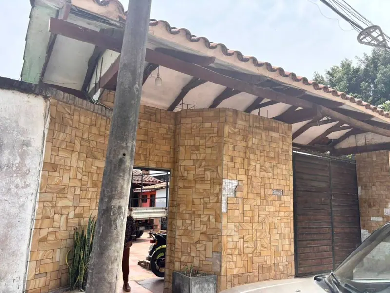 Casa de 4 dormitorios en venta en la Zona Sur, av. María Auxiliadora: foto 9 de 9