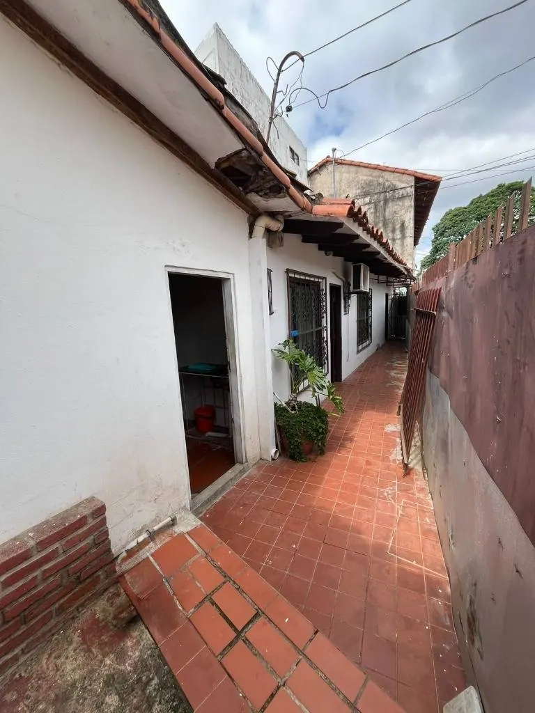 Corner house with commercial space for sale downtown, 76 m²: foto 7 de 8