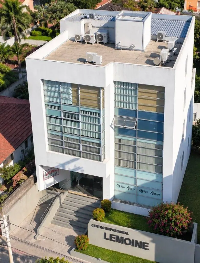 Oficina de 116 m² en venta en el centro, edificio corporativo: foto 2 de 14