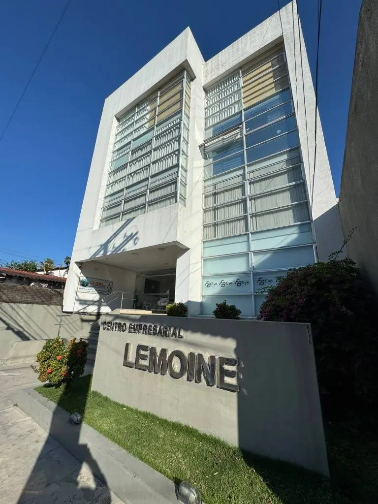Oficina de 116 m² en venta en el centro, edificio corporativo: foto 3 de 14