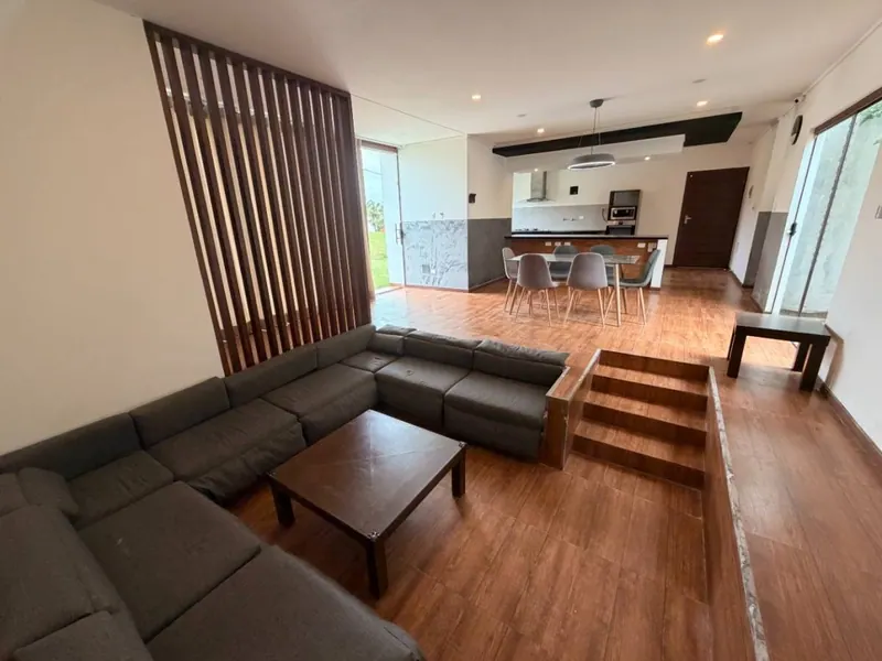Casa de 2 dormitorios en alquiler en Urbanización Florida 1, Urubó: foto 3 de 9