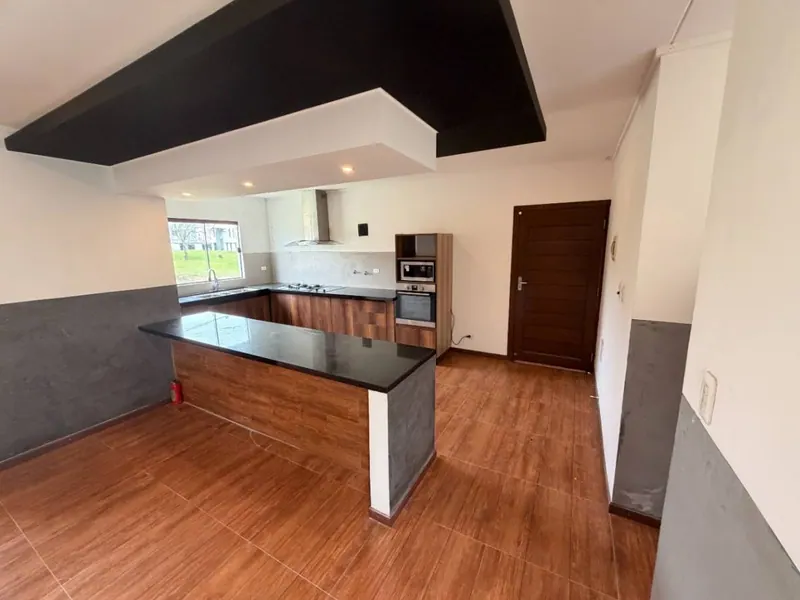 Casa de 2 dormitorios en alquiler en Urbanización Florida 1, Urubó: foto 4 de 9