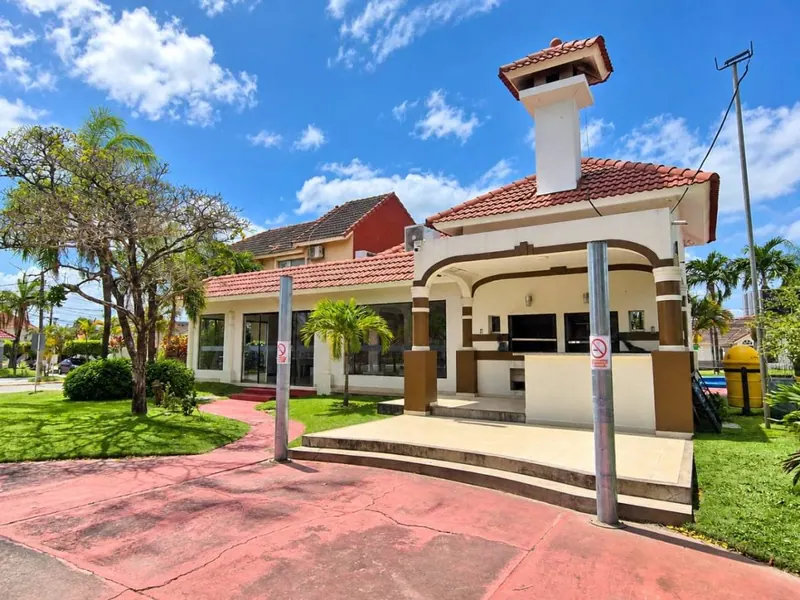 3-bedroom house for sale in the Centurias gated community, Av. Banzer: foto 21 de 24
