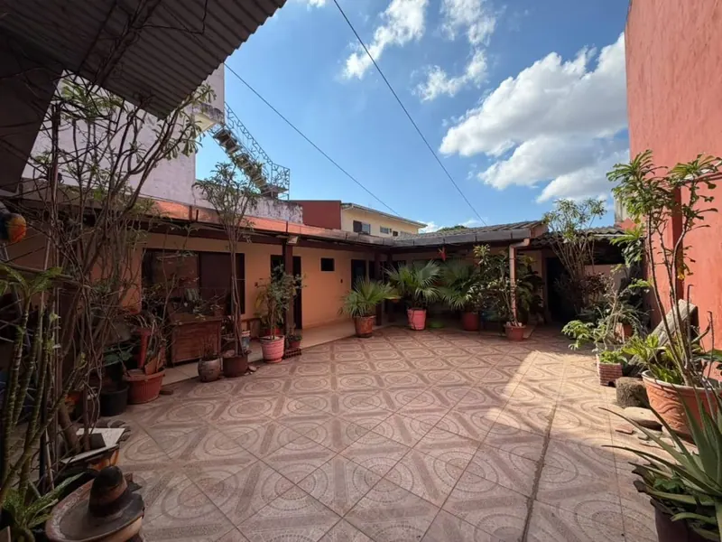 Casa en venta en el barrio Braniff, Zona Sur, Av. Santos Dumont: foto 3 de 7