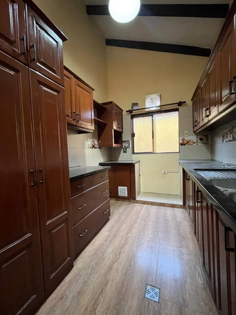 3-bedroom house for rent on Av. Virgen de Luján, East Zone: foto 7 de 21