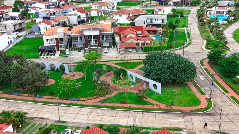 Terreno de 444,22 m² en venta en el Urubó: foto 9 de 16