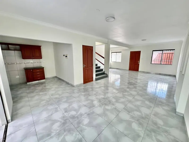 Casa de 3 dormitorios en venta en el barrio Magisterio, Zona Norte: foto 8 de 10