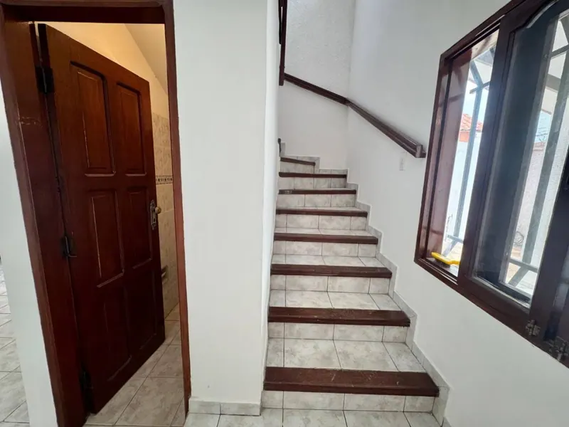 Casa de 3 dormitorios en venta en la urbanización Cotoca, Zona Este: foto 8 de 23