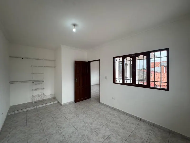 Casa de 3 dormitorios en venta en la urbanización Cotoca, Zona Este: foto 11 de 23