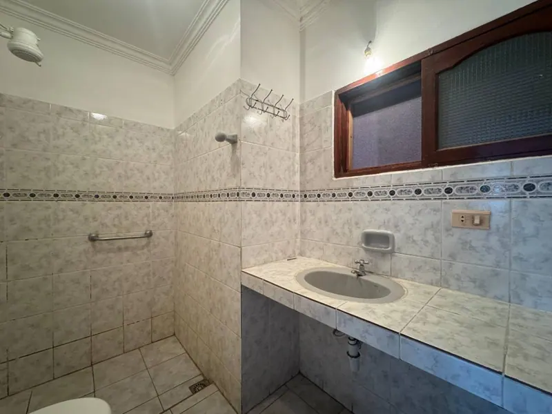 Casa de 3 dormitorios en venta en la urbanización Cotoca, Zona Este: foto 13 de 23