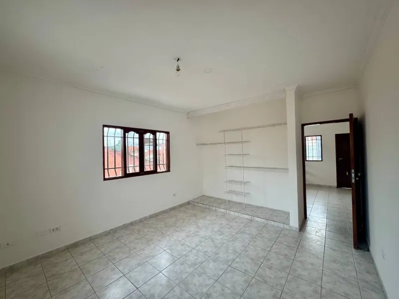 Casa de 3 dormitorios en venta en la urbanización Cotoca, Zona Este: foto 18 de 23