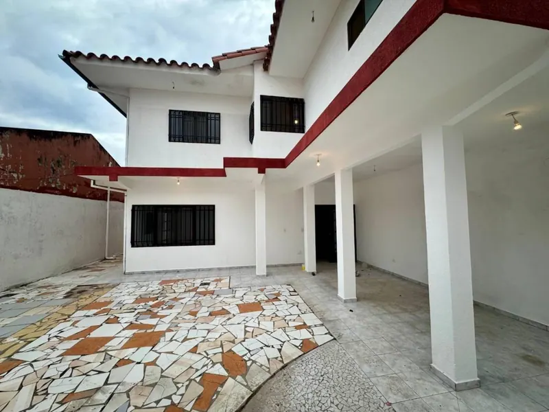 Casa de 3 dormitorios en venta en la urbanización Cotoca, Zona Este: foto 22 de 23