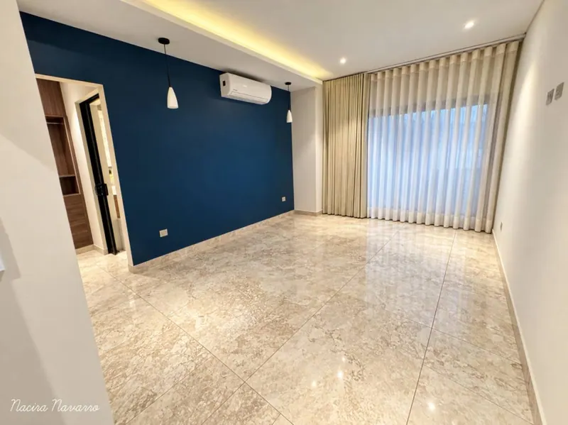 House with lagoon view for sale in Los Parques III, Urubó: foto 9 de 12