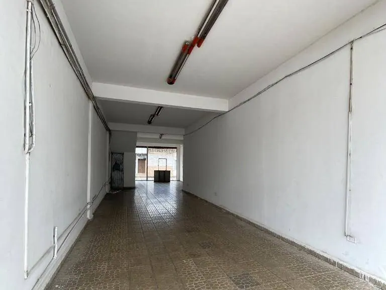 Edificio comercial de oficinas en venta en el centro, calle Velasco: foto 7 de 8