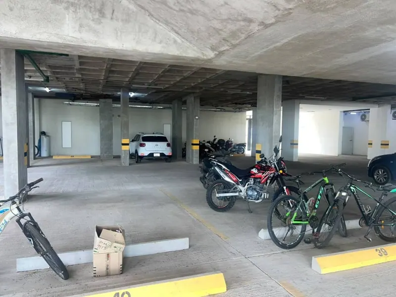 16.50 m² parking space for sale in the Vila Real gated community: foto 4 de 4