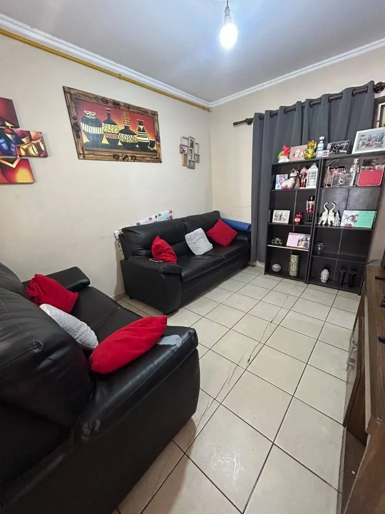 Casa con tienda comercial en venta en la Zona Sur, Radial 13: foto 5 de 11