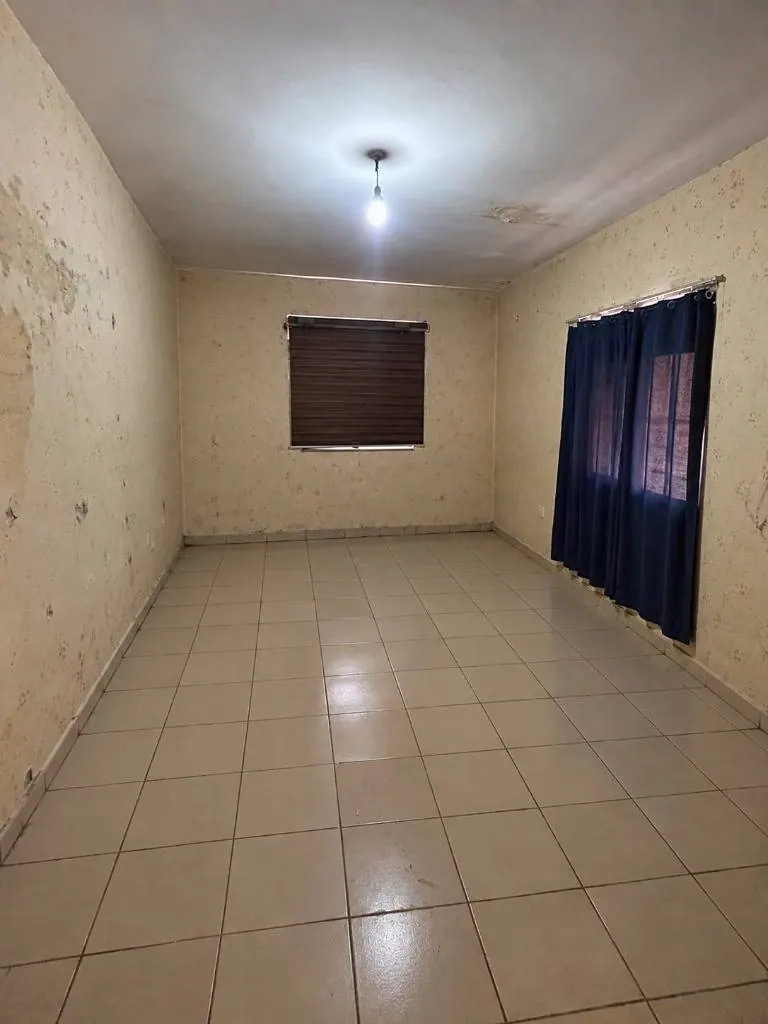 Casa con tienda comercial en venta en la Zona Sur, Radial 13: foto 6 de 11
