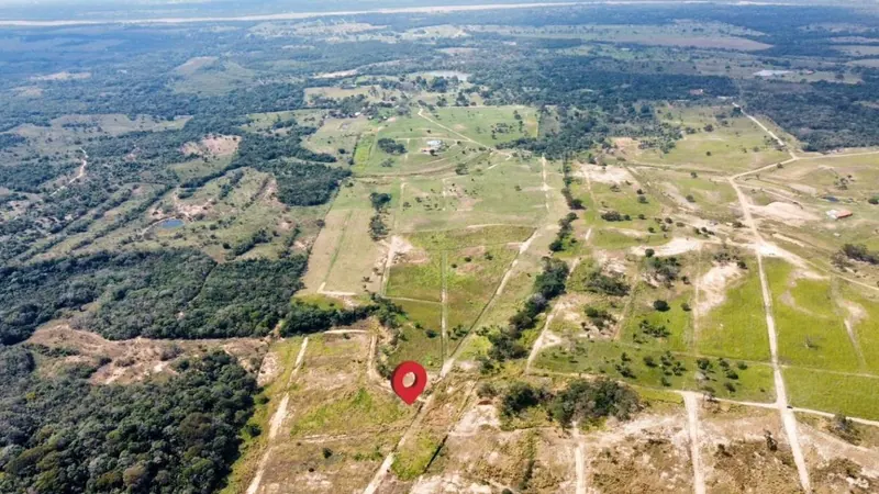 Terreno de 423,89 m² en venta en Complejo Campestre Urubó 2