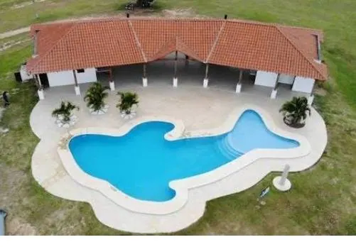 Terreno de 629,92 m² en venta en Complejo Campestre Urubó 2: foto 3 de 4