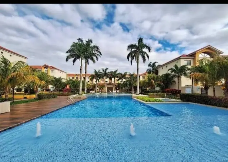 Departamento de 2 dormitorios en venta en el condominio Club Piazza: foto 8 de 15
