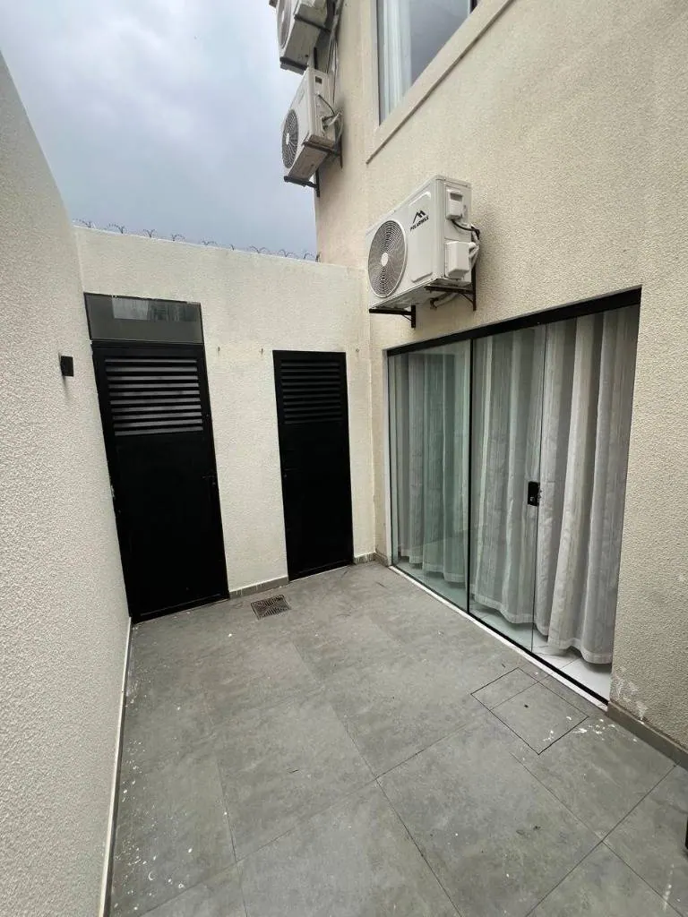 Furnished 2-bedroom house in a gated community for sale in the North: foto 2 de 10