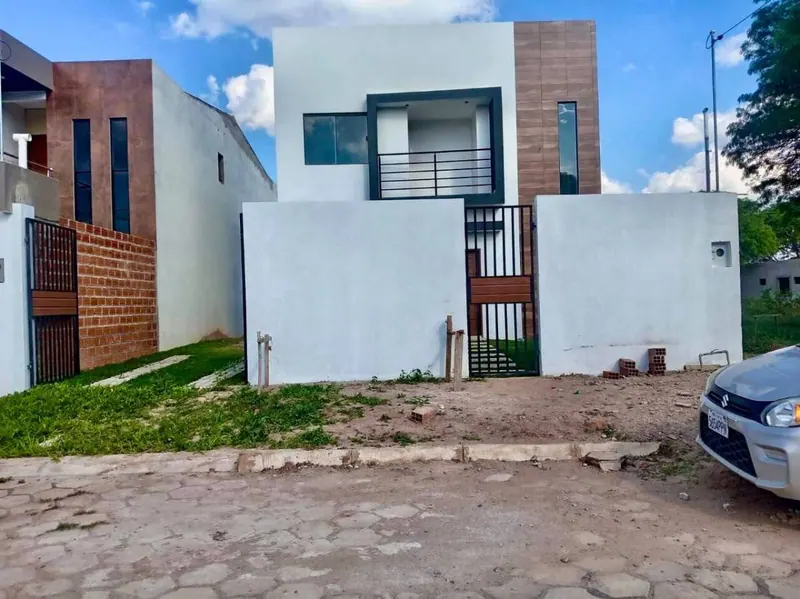 Casa a estrenar en venta en la urbanización Campos del Este