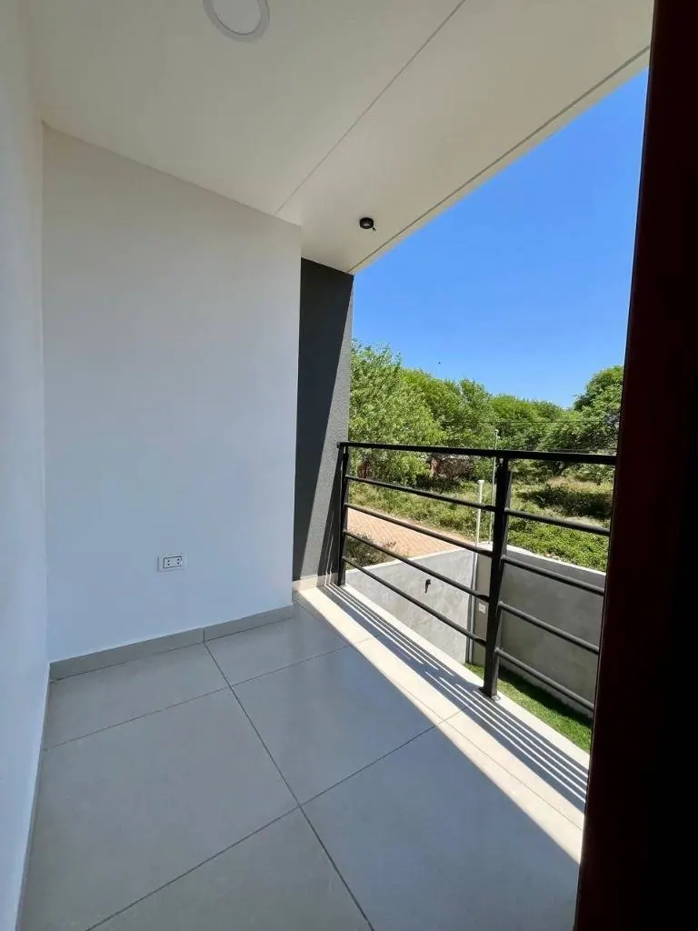 Casa a estrenar en venta en la urbanización Campos del Este: foto 8 de 8