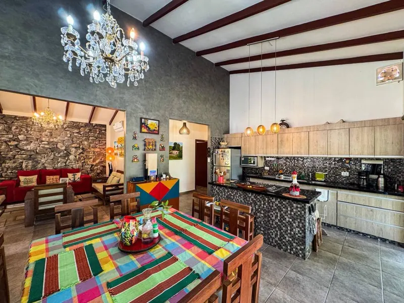 Casa quinta de 3 dormitorios en venta en la Urb. Río Selva, Warnes: foto 3 de 16