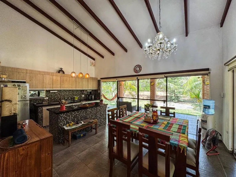 Casa quinta de 3 dormitorios en venta en la Urb. Río Selva, Warnes: foto 6 de 16
