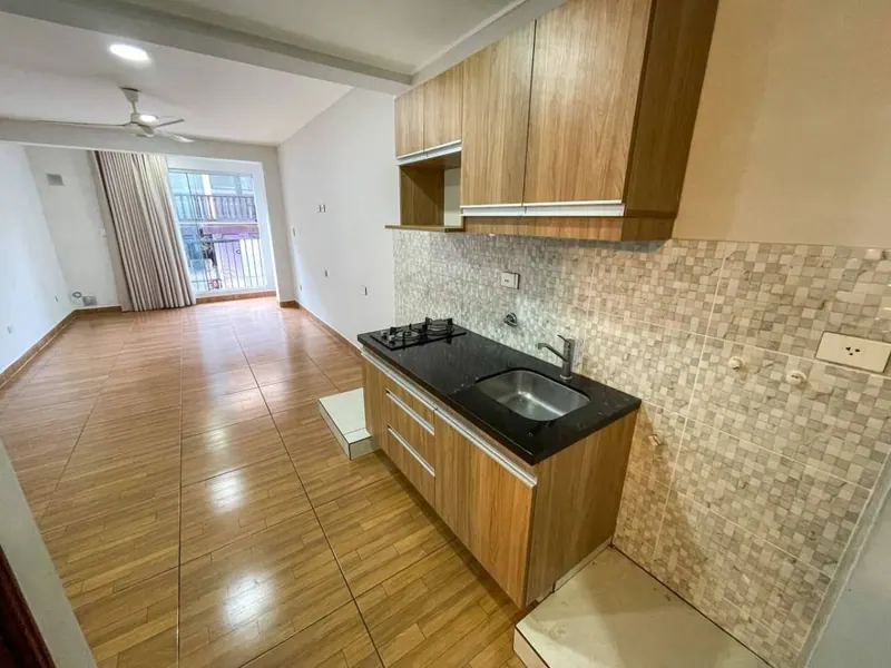 Studio with balcony for rent downtown, 35 m²: foto 2 de 11