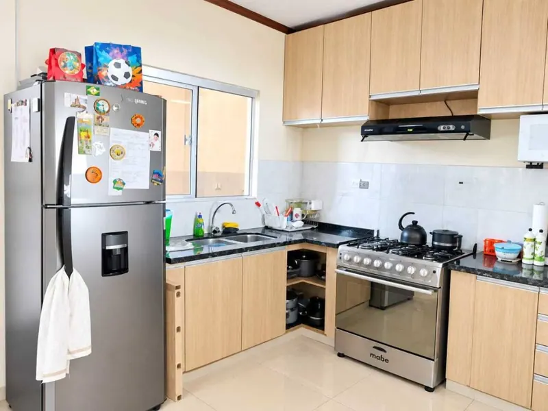 Casa de 5 dormitorios en venta en el Plan 3000, Urb. Guapurú 1: foto 3 de 8