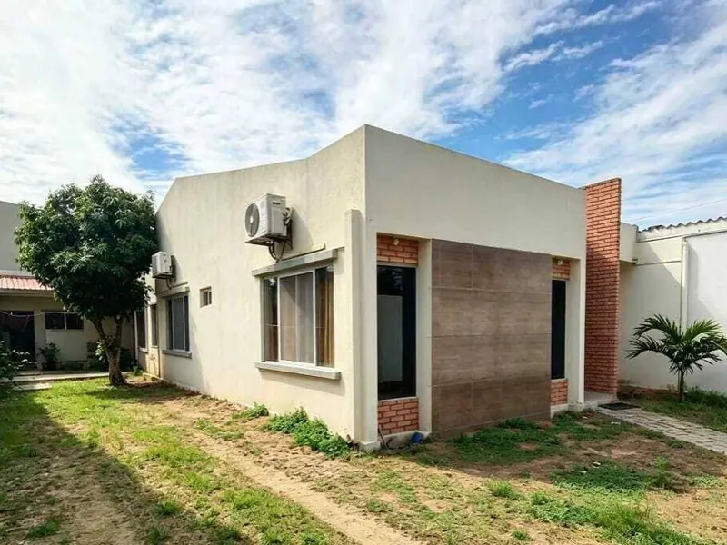 Casa de 5 dormitorios en venta en el Plan 3000, Urb. Guapurú 1: foto 4 de 8
