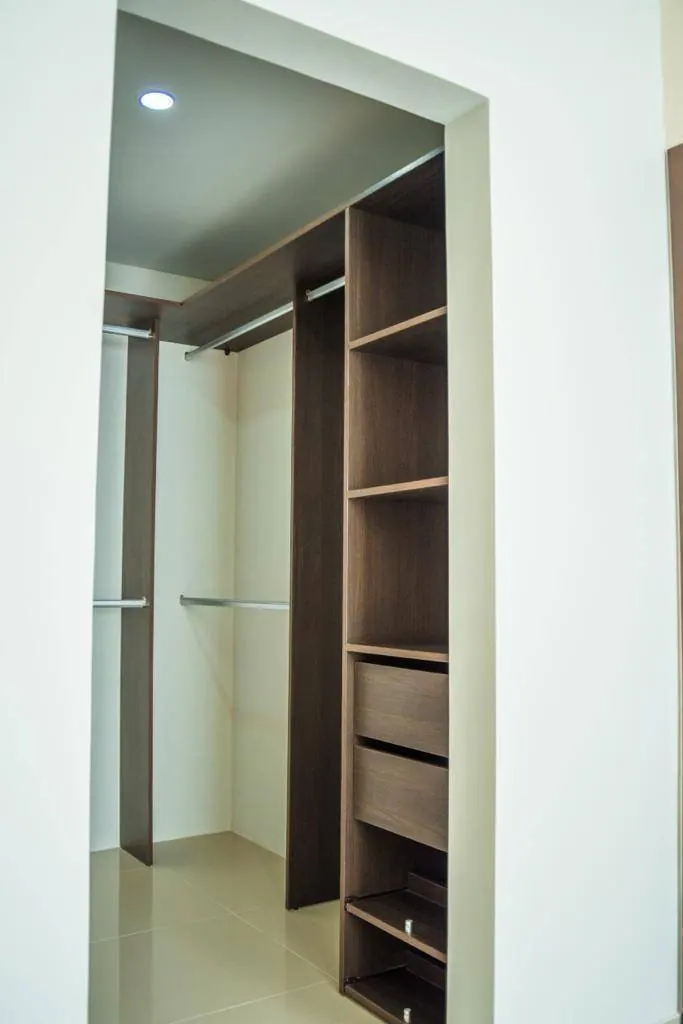 Departamento de 2 dormitorios en venta en condominio Cruz, Equipetrol: foto 11 de 13