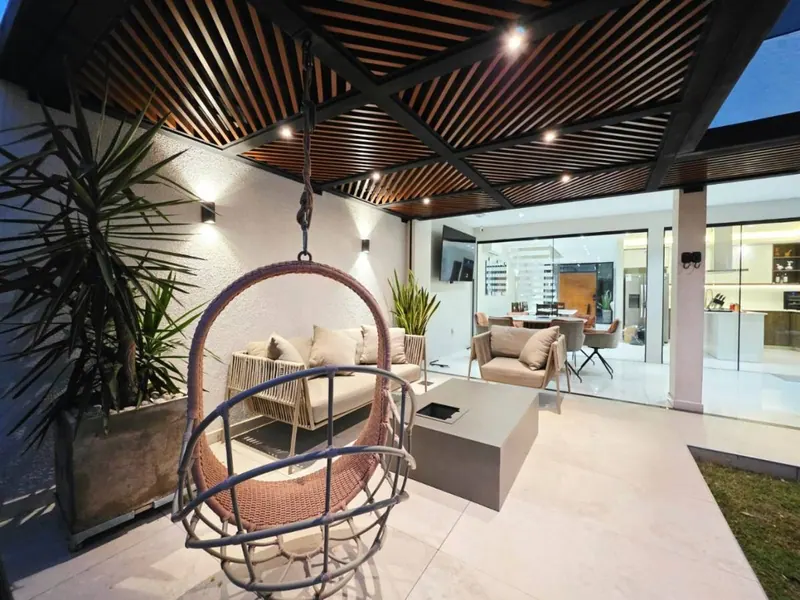 Casa de 3 dormitorios en venta en la Zona Norte, av. Banzer: foto 9 de 15