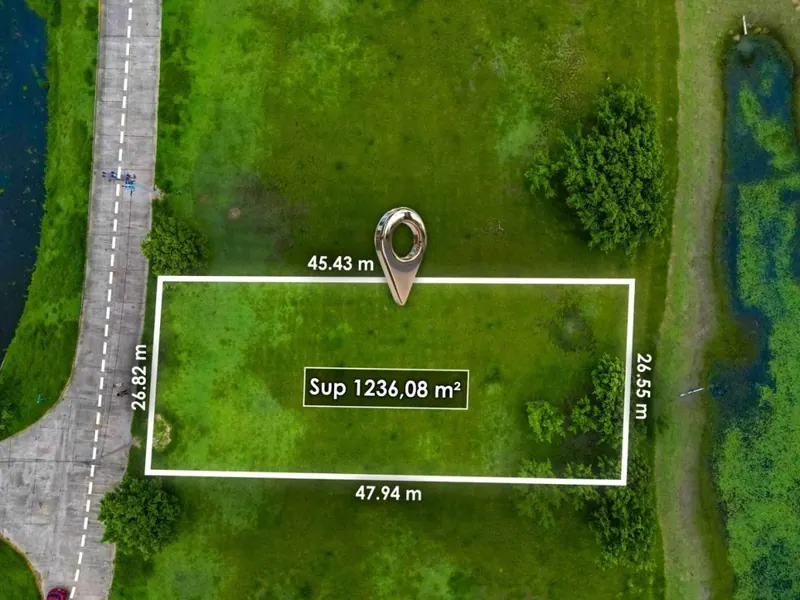 Terreno de 1.236,08 m² en venta en Urubó Golf, con acción incluida: foto 3 de 5