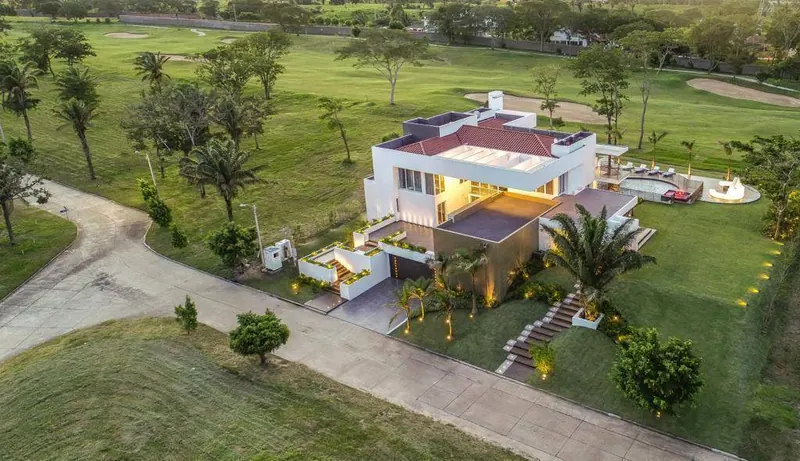 5-en-suite house for sale in Urubó Golf, 1,309 m² built: foto 2 de 21