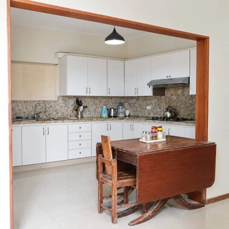 Casa de 4 dormitorios con piscina en venta en la Zona Oeste: foto 3 de 12