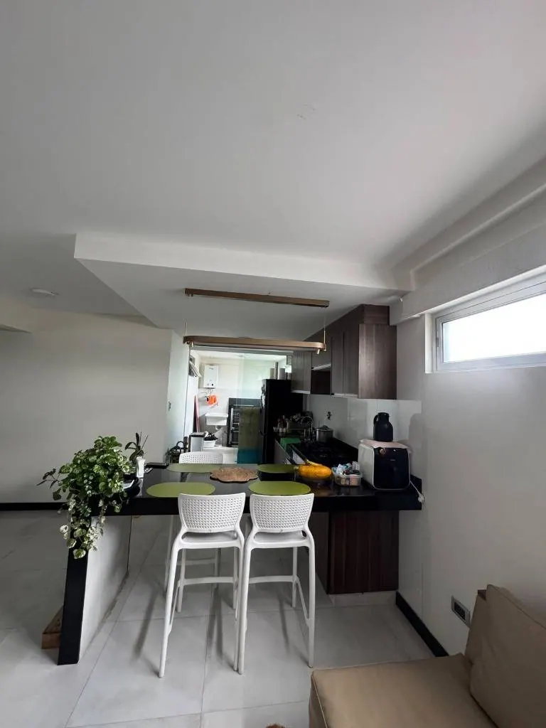 Departamento de 2 dormitorios en venta en Equipetrol, canal Isuto: foto 2 de 7