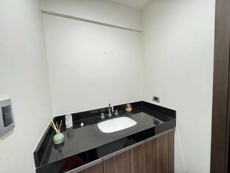 Departamento de 2 dormitorios en venta en Equipetrol, canal Isuto: foto 5 de 7