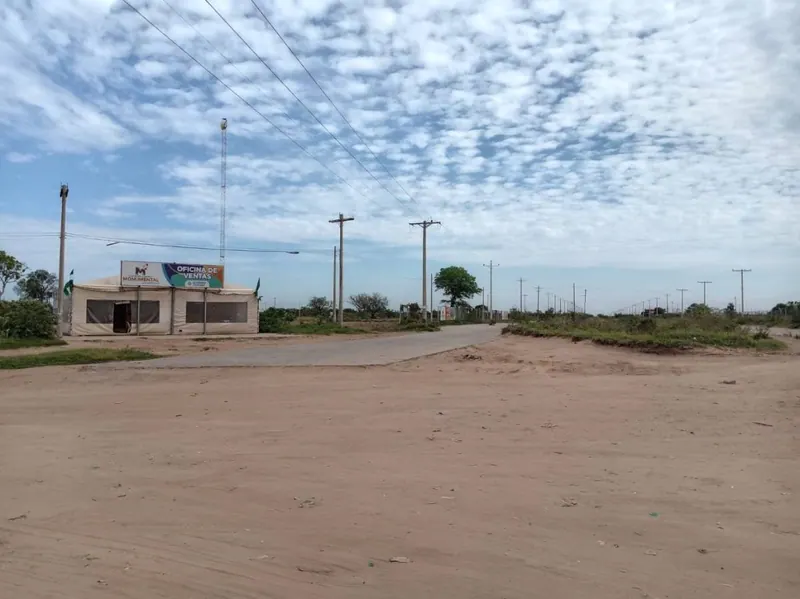 300 m² lot for sale in the Tavaguasu II development: foto 3 de 4