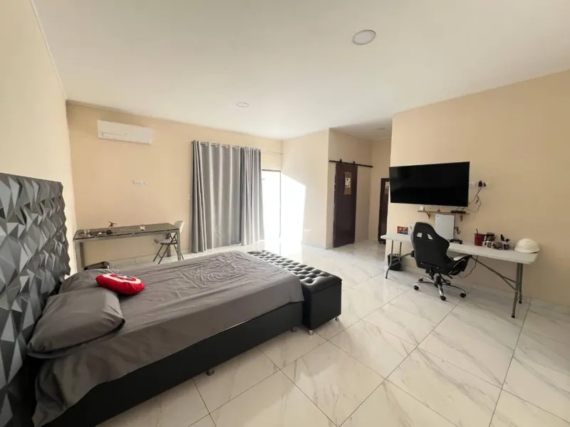 5-bedroom house with pool for sale on Av. Beni, North Zone: foto 10 de 21