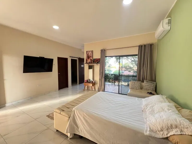5-bedroom house with pool for sale on Av. Beni, North Zone: foto 17 de 21