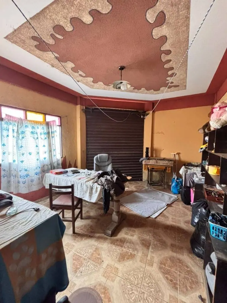 Casa de 6 dormitorios en venta en el Plan 3000, av. Paurito: foto 7 de 17