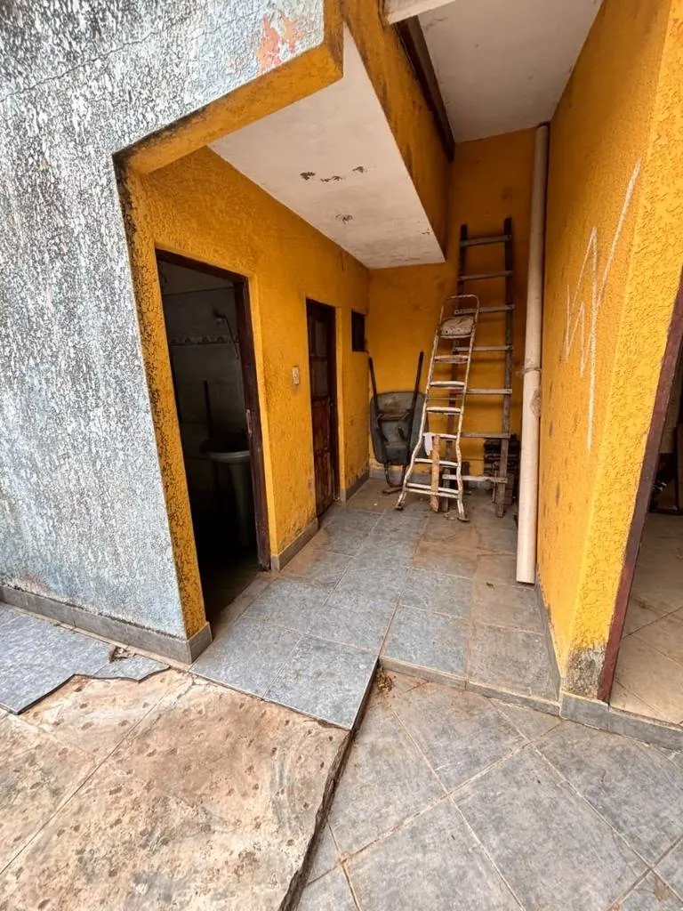 Casa de 6 dormitorios en venta en el Plan 3000, av. Paurito: foto 16 de 17