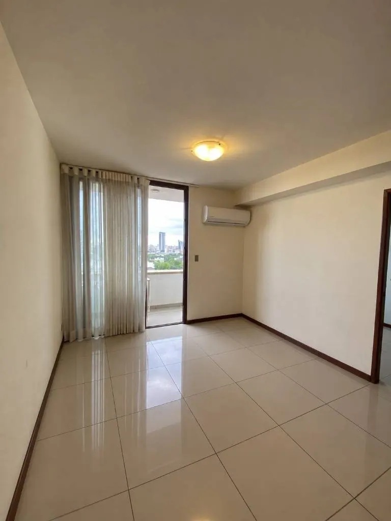 Departamento de 1 dormitorio en venta en Macororó Once, Equipetrol: foto 8 de 12