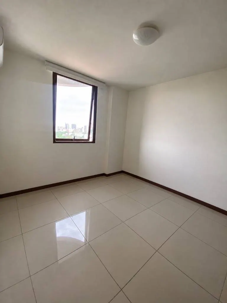 Departamento de 1 dormitorio en venta en Macororó Once, Equipetrol: foto 9 de 12